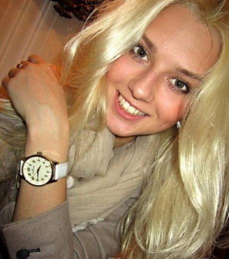 КАРОЛИНА 0731586133